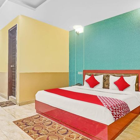 Hotel O Prince Home Stay Near Ambience Mall 뉴델리 외부 사진